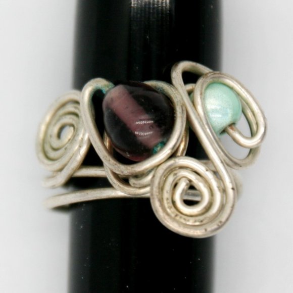 Bended Wire Bead Ring - Picture 2 of 4
